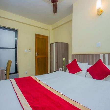 OYO 297 Hotel Aayam Katmandu Dış mekan fotoğraf