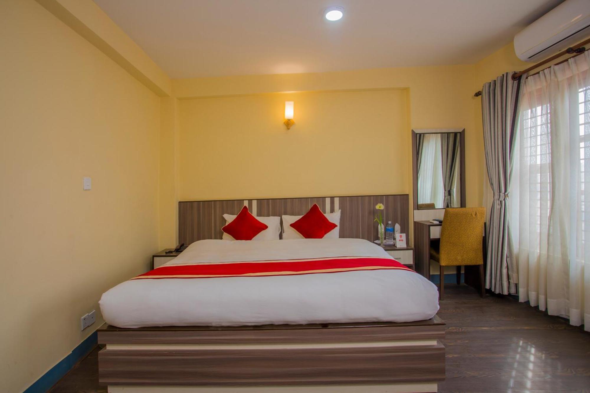 OYO 297 Hotel Aayam Katmandu Dış mekan fotoğraf