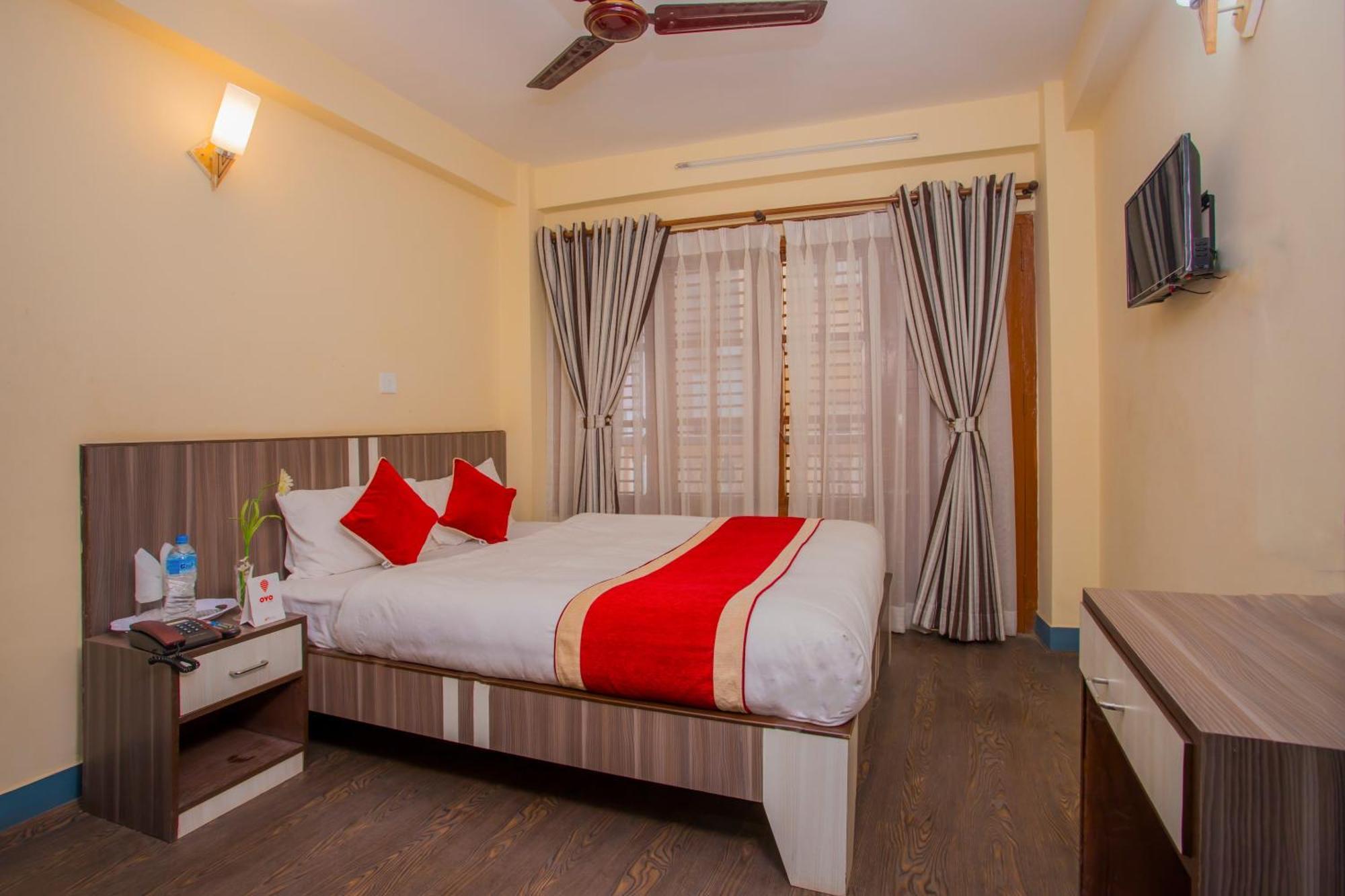 OYO 297 Hotel Aayam Katmandu Dış mekan fotoğraf